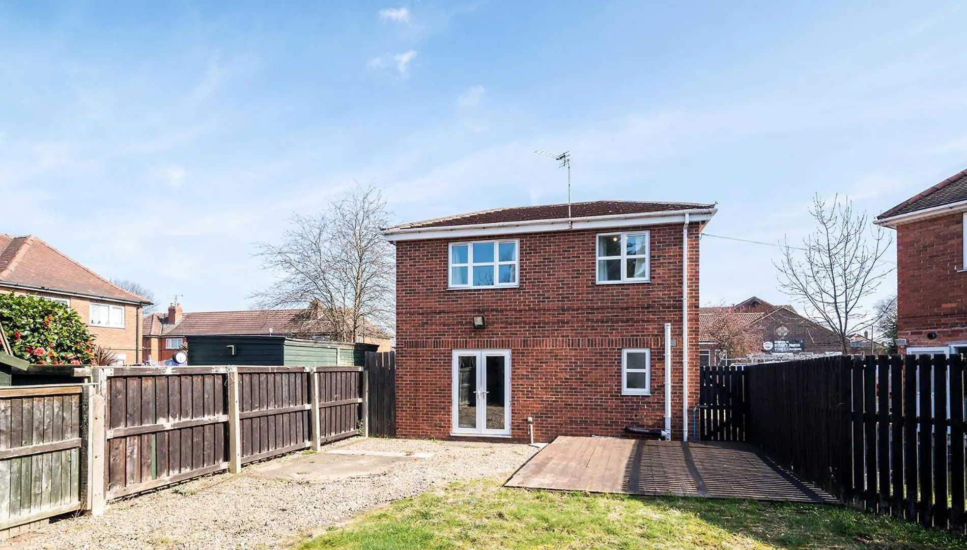 Apartment 4Bdr House,8 Guests, Contractor Stays , Holiday Home, Free Parking, Reliable Wifi, Worksite And Amenities Nearby! Doncaster
