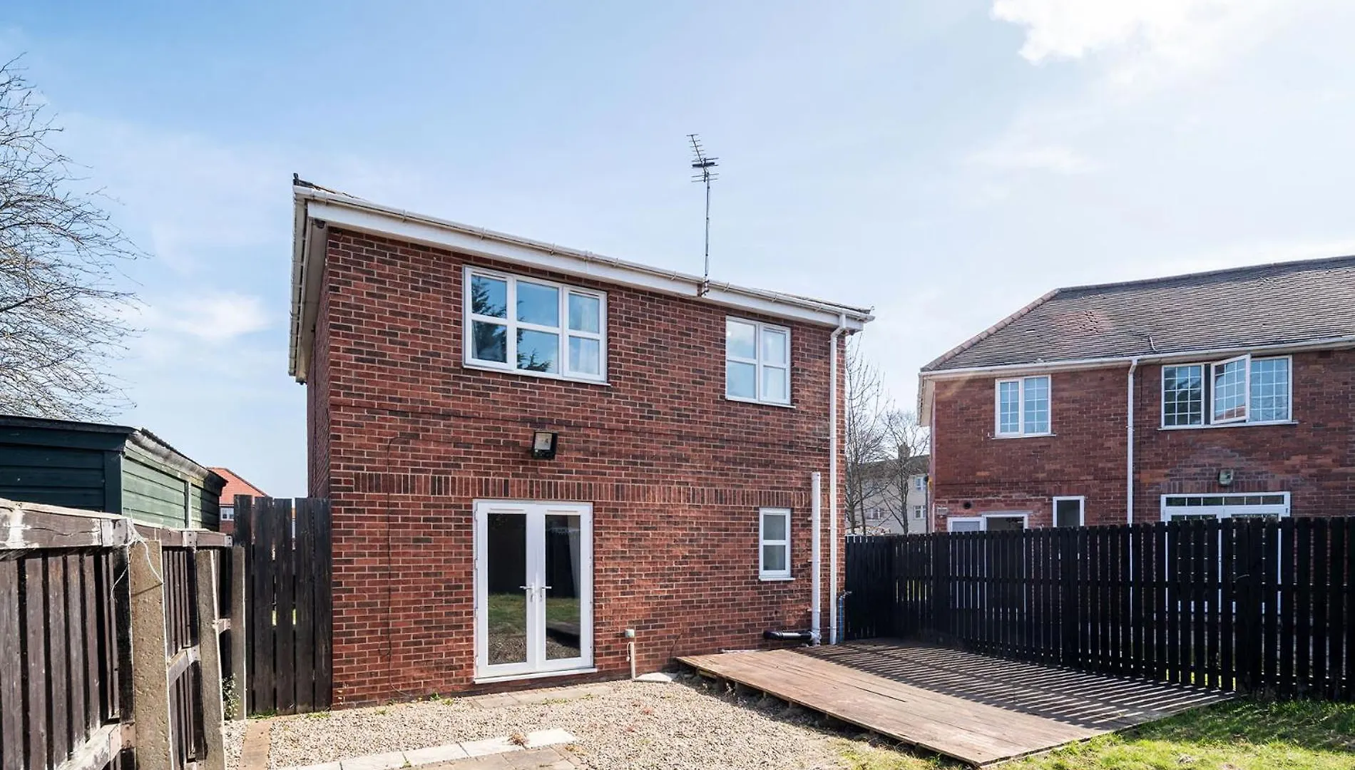 4Bdr House,8 Guests, Contractor Stays , Holiday Home, Free Parking, Reliable Wifi, Worksite And Amenities Nearby! Doncaster