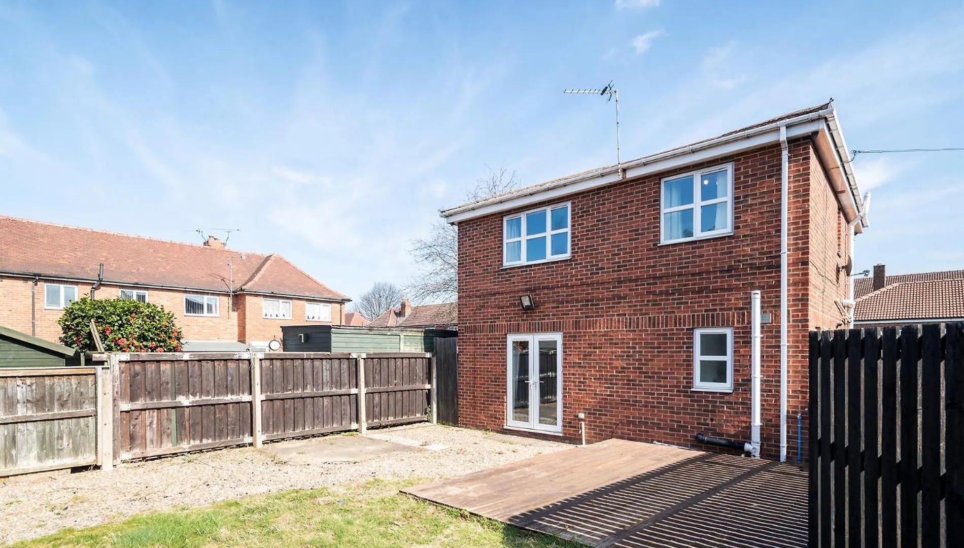 4Bdr House,8 Guests, Contractor Stays , Holiday Home, Free Parking, Reliable Wifi, Worksite And Amenities Nearby! Doncaster Apartment
