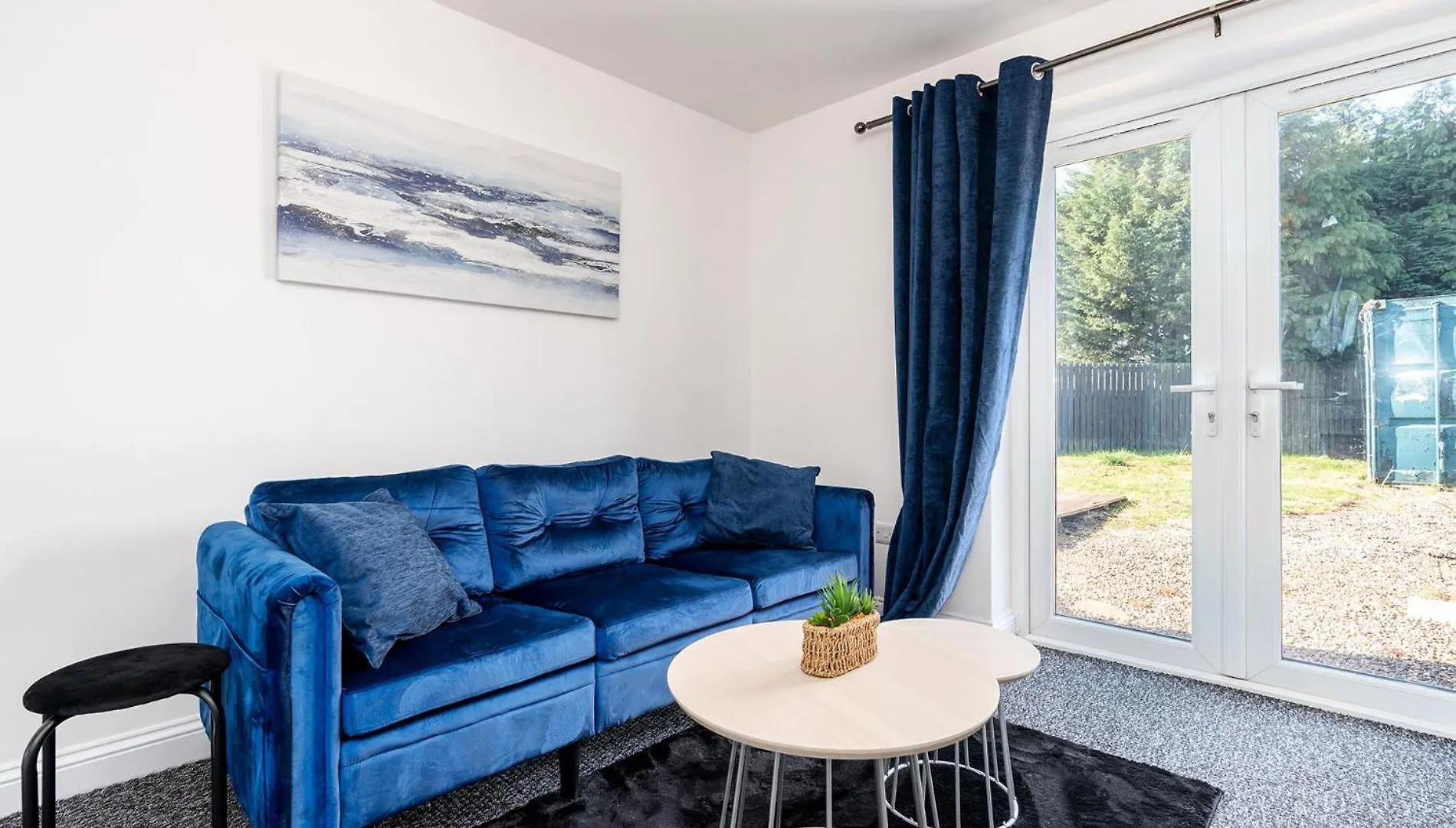 Apartment 4Bdr House,8 Guests, Contractor Stays , Holiday Home, Free Parking, Reliable Wifi, Worksite And Amenities Nearby! Doncaster United Kingdom